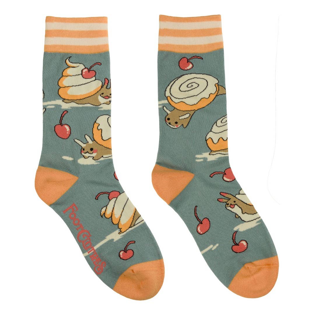 Cinnasnails Socks