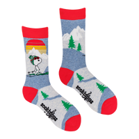 Snoopy In The Mountains Socks - Peanuts