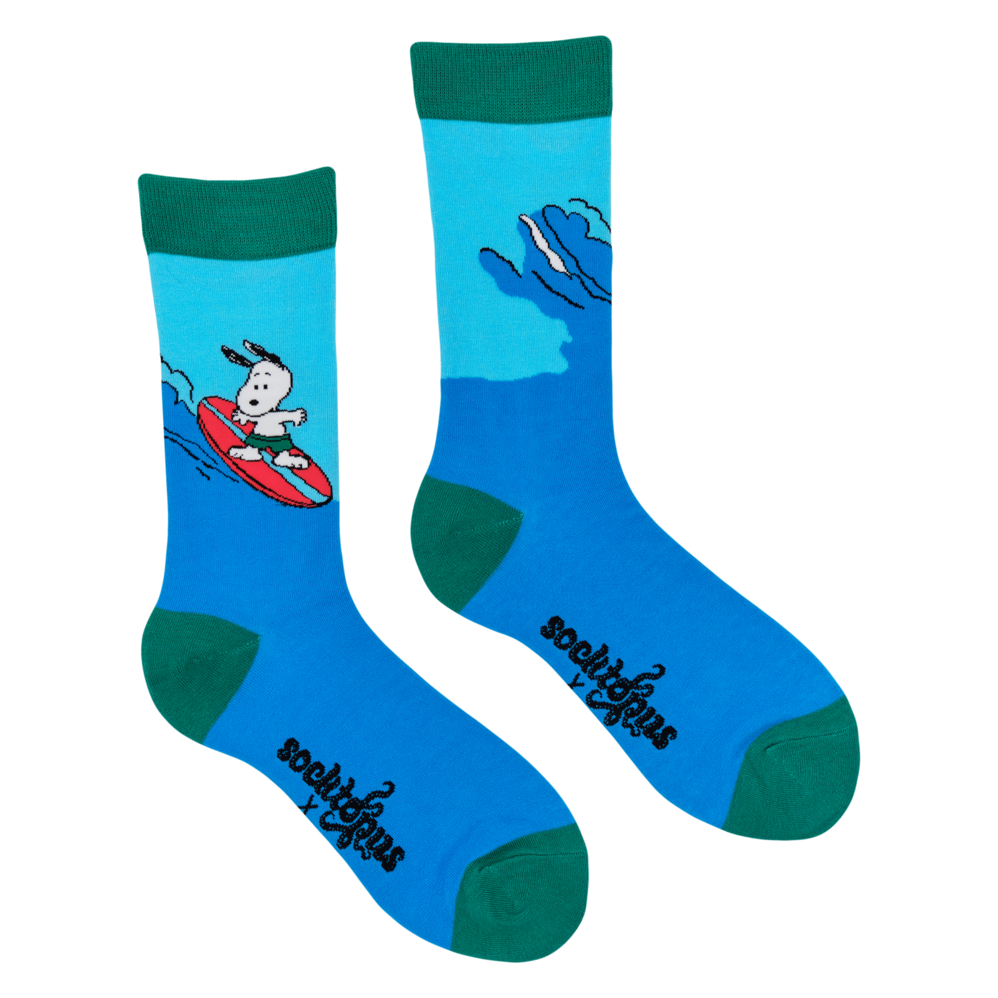 Snoopy Surfs Up Socks - Peanuts