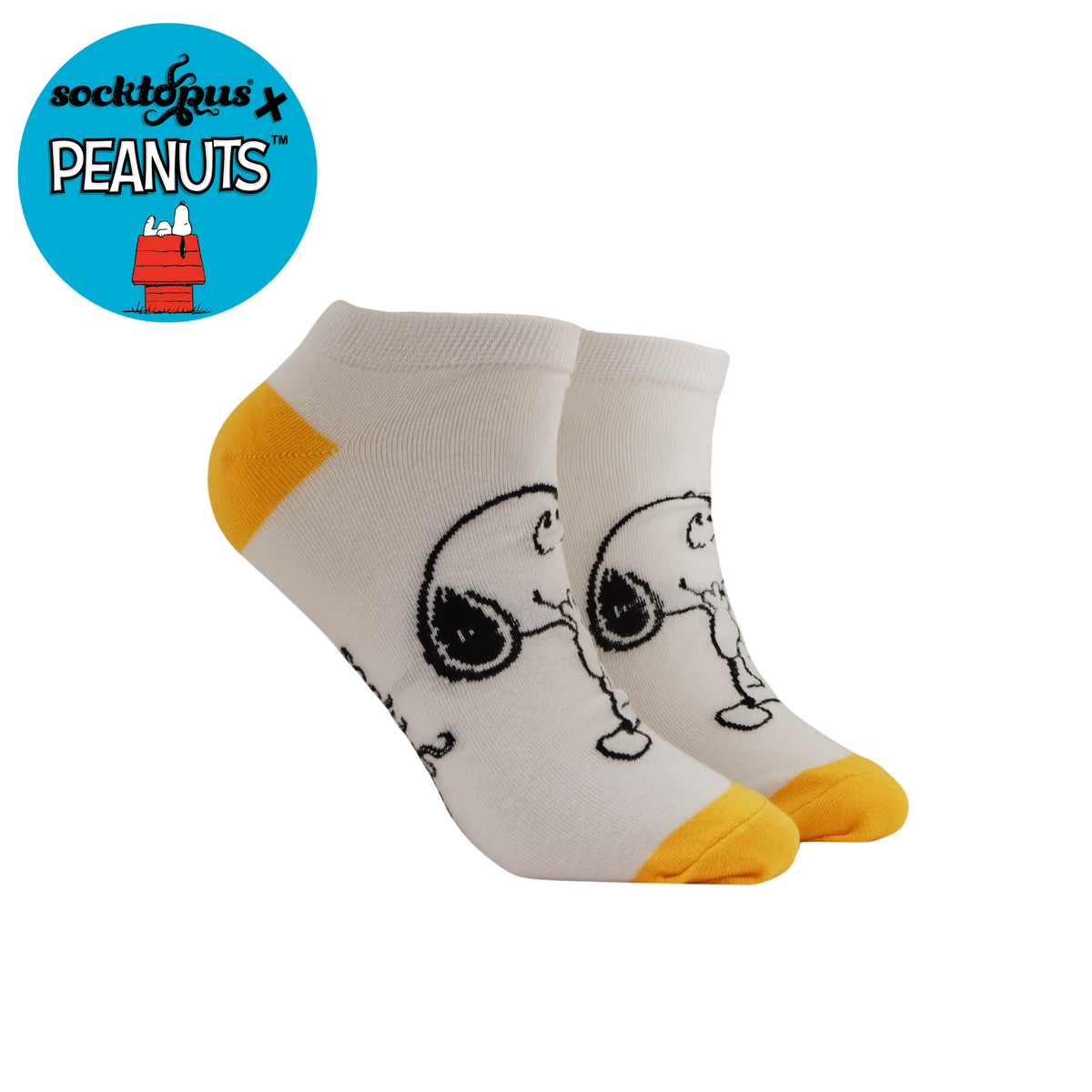 Smiley Snoopy Trainer Socks - Peanuts